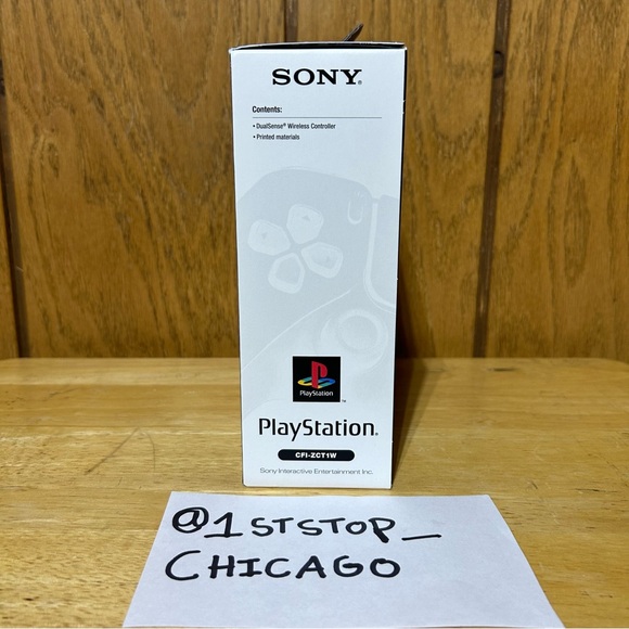 Sony PlayStation 5 30th Anniversary DualSense Wireless Controller LE PS5 NEW - Picture 2 of 7